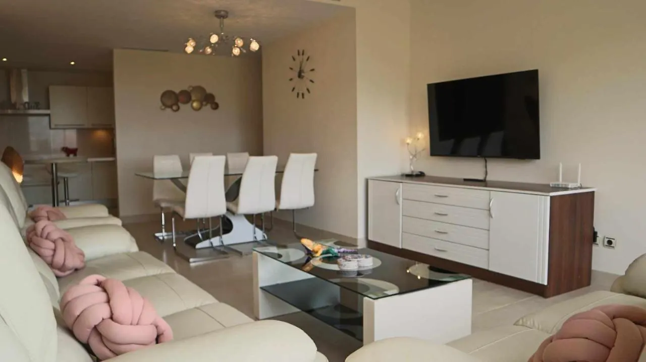 アパート Marbella Resort Samara By Houselogy スペイン